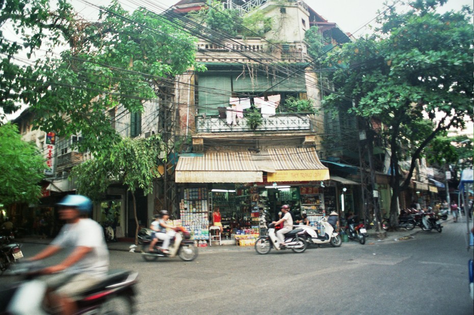 Vietnam_Hanoi_2008_Img0011KL