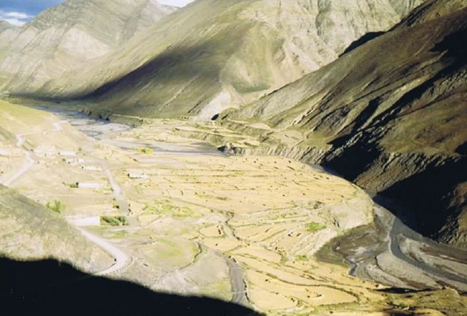 Tibet_Yamdrok_1999_Img0043
