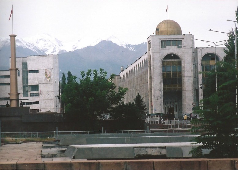 Kirgizstan_Bishkek_2004_Img0005
