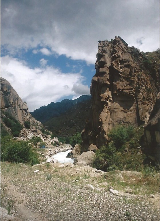 Kirgizstan_Suusamyr_2004_Img0023