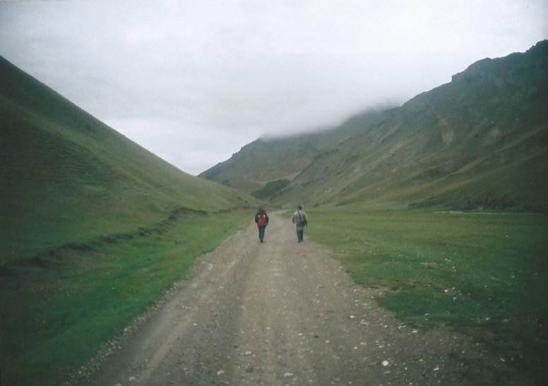 Kirgizstan_TashRabat_2004_Img0011