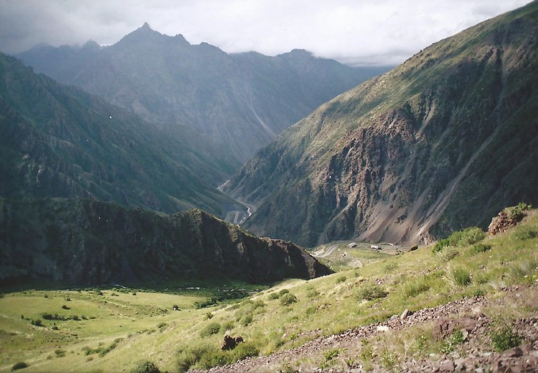 Kirgizstan_TuuAshu_2004_Img0003