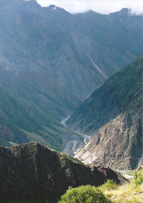 Kirgizstan_TuuAshu_2004_Img0004