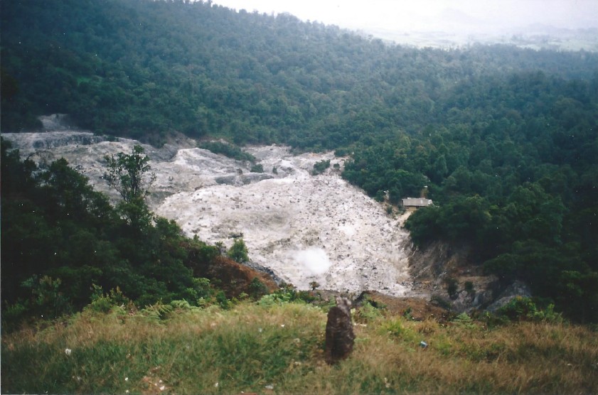 Indonesie_TankubanPerahu_2003_Img0007