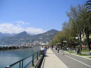 Lungomare, de boulevard van Salerno...