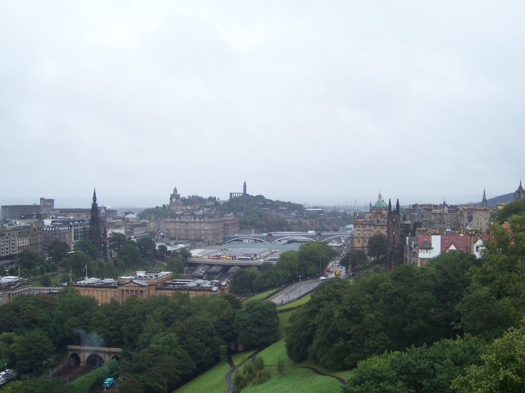 Uitzicht op Edinburgh vanaf Calton Hill