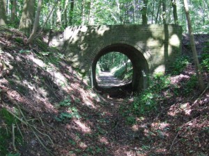 Smalspoorviaduct in buurtschap Egypte waaronder vroeger een kleitramspoor liep...