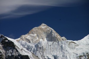 Makalu...