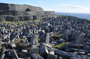 Standing stones around Dun Aenghus...