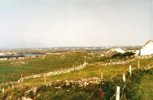 Dry stone walls and white washed cottages: typical Connemara...