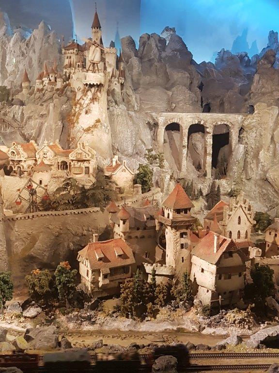 Diorama021