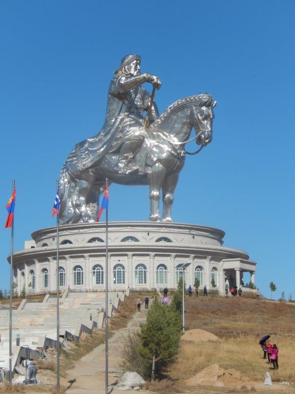 GenghisKhanStatue004