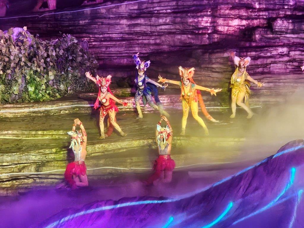 Fox Lady ShowM (7)